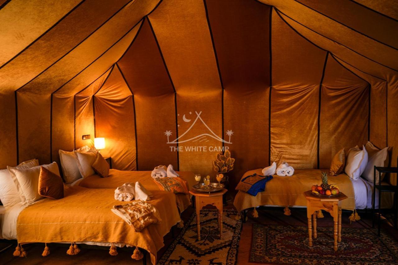 The White Camp - Your Merzouga Luxury Desert Camp & Erg Chebbi Dunes Camel Riding 외부 사진