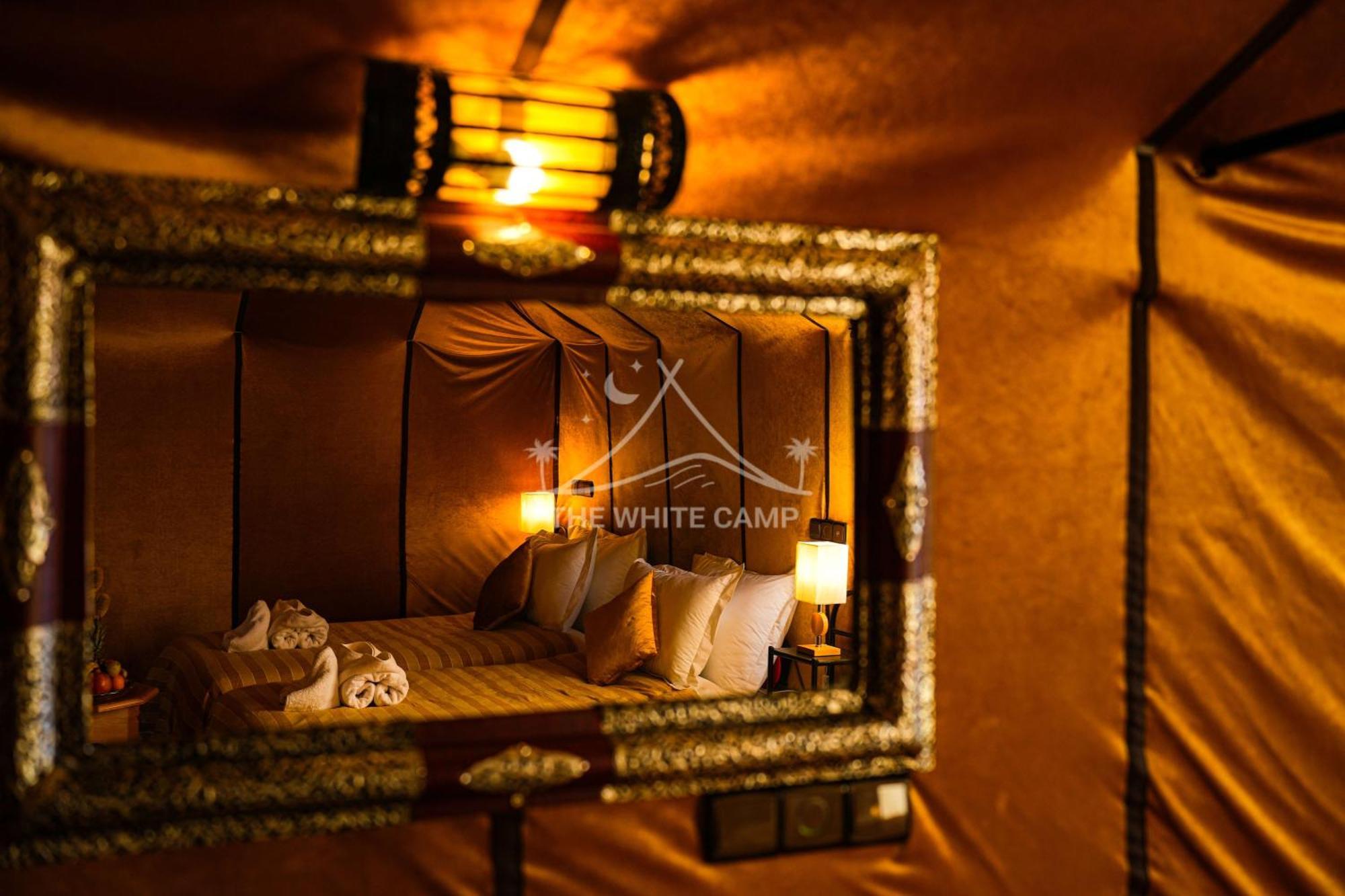 The White Camp - Your Merzouga Luxury Desert Camp & Erg Chebbi Dunes Camel Riding 외부 사진