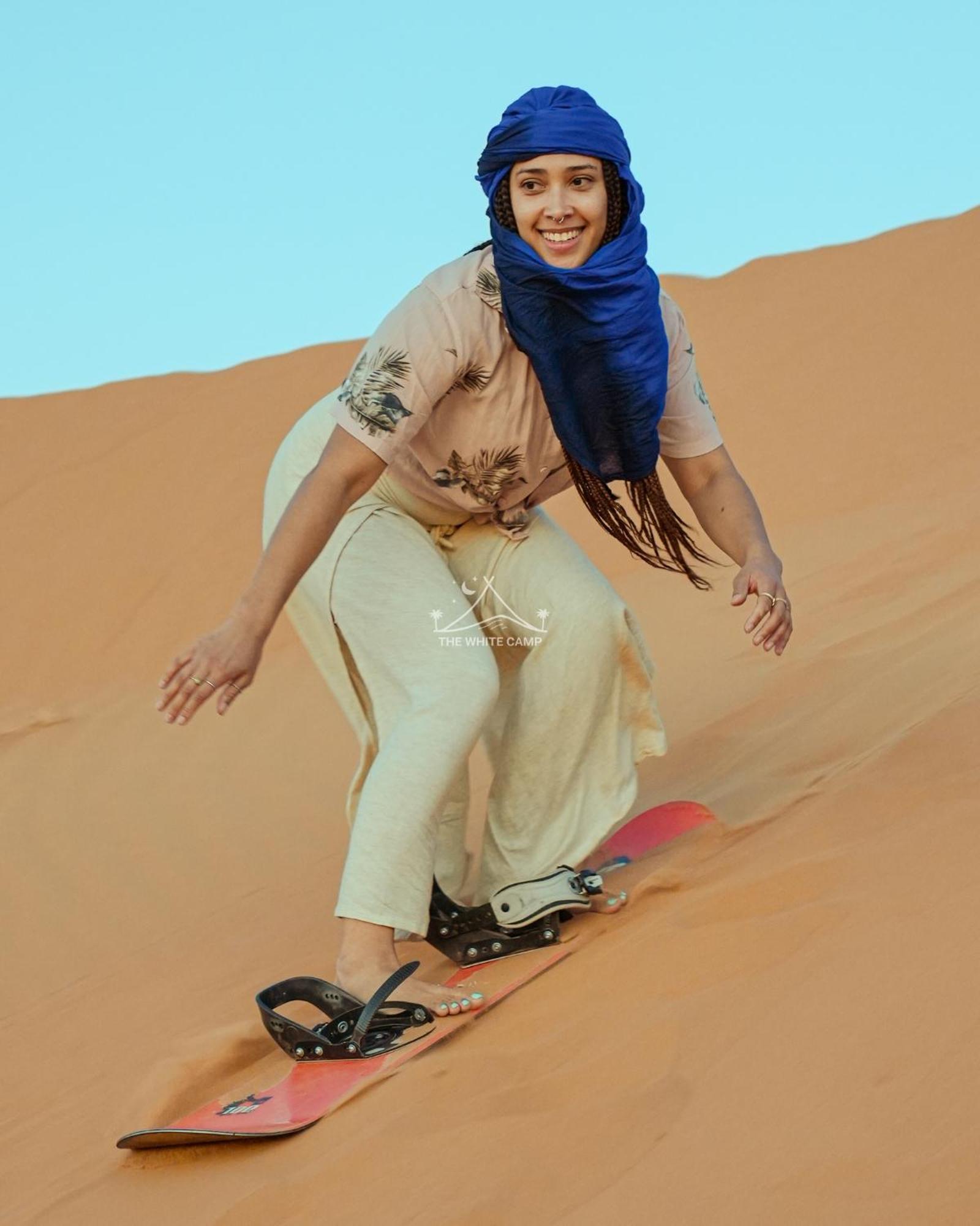 The White Camp - Your Merzouga Luxury Desert Camp & Erg Chebbi Dunes Camel Riding 외부 사진