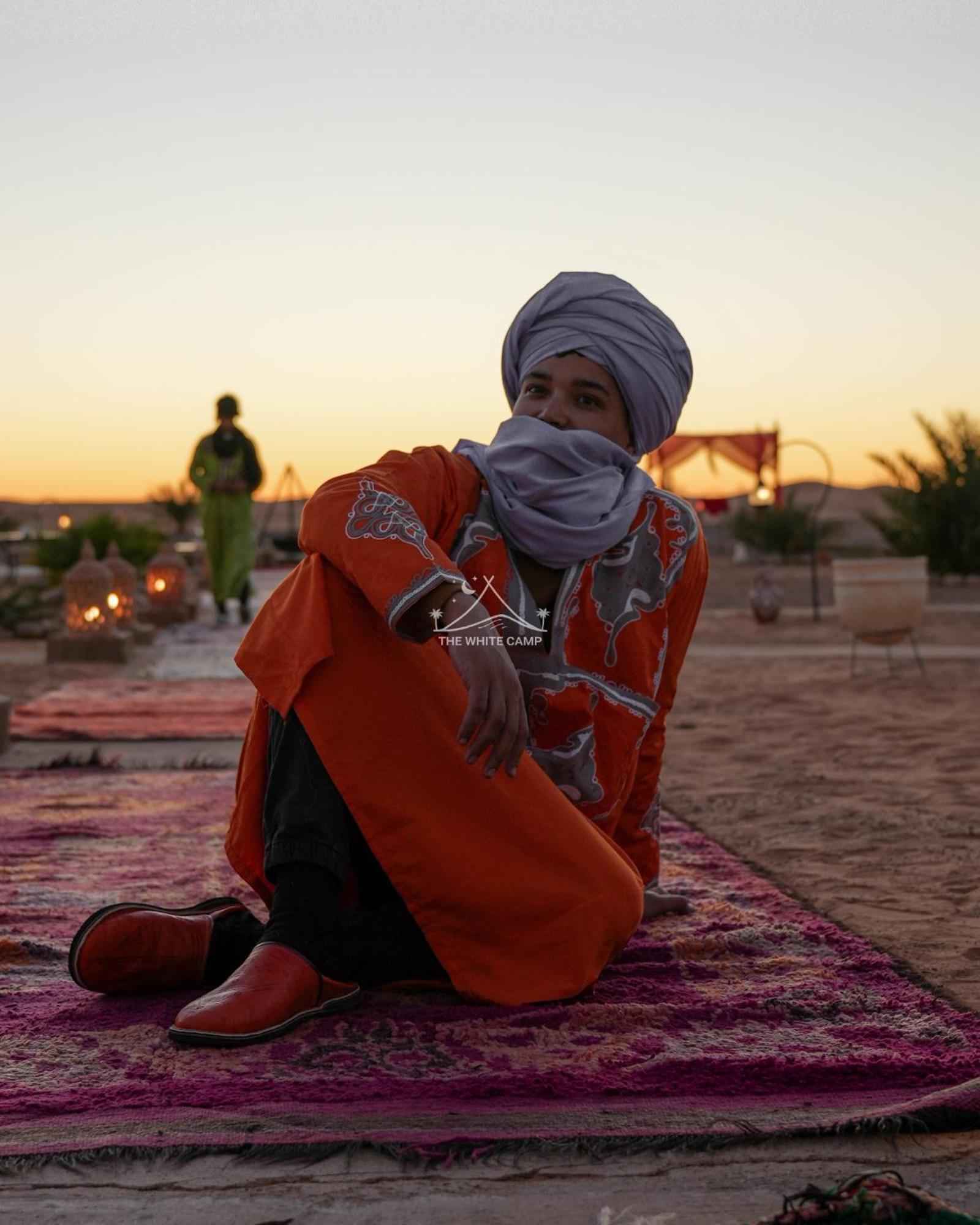 The White Camp - Your Merzouga Luxury Desert Camp & Erg Chebbi Dunes Camel Riding 외부 사진